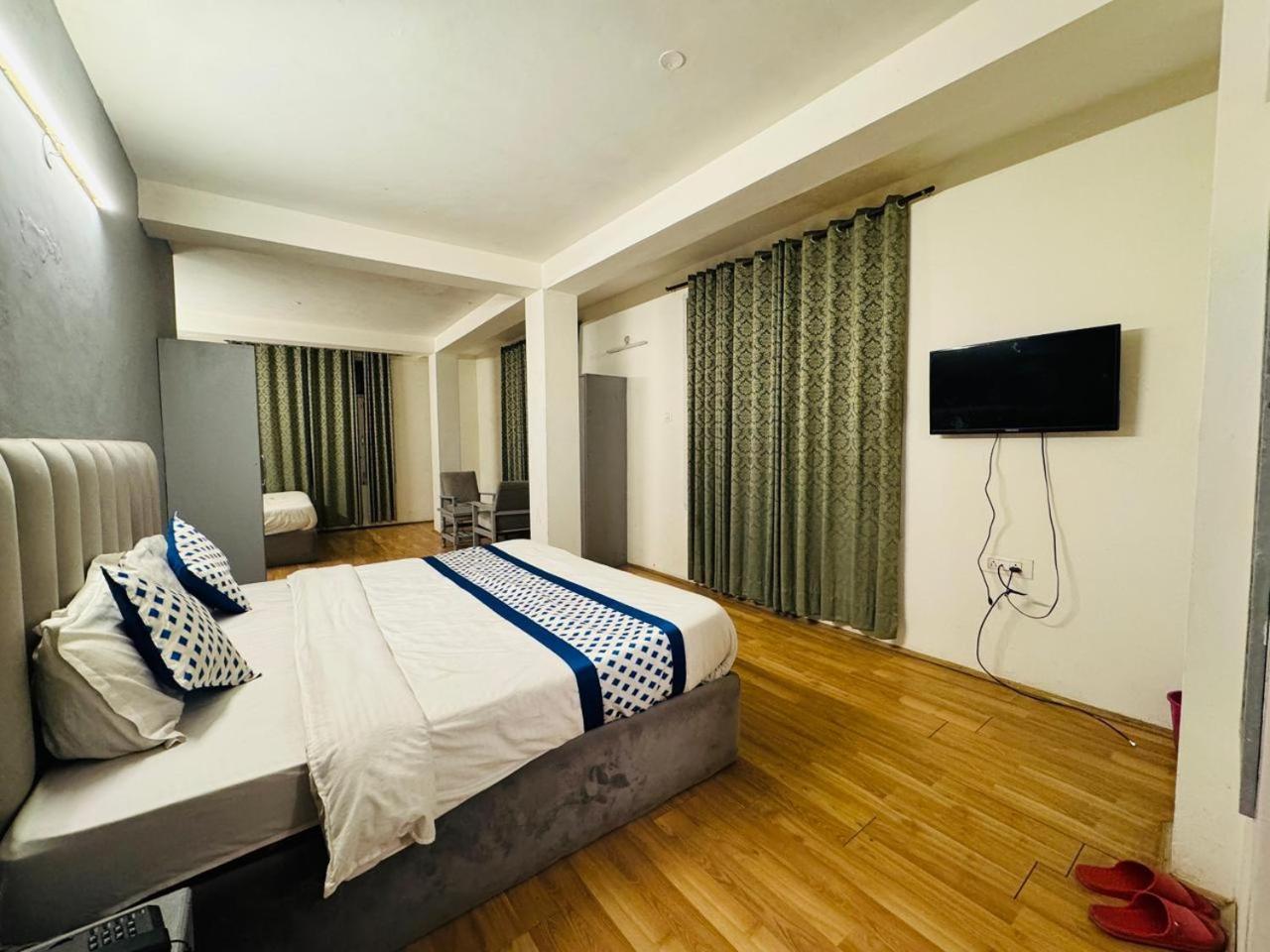 Hotel New # Link Way # Near Zing Bus Stand Manāli Exteriér fotografie
