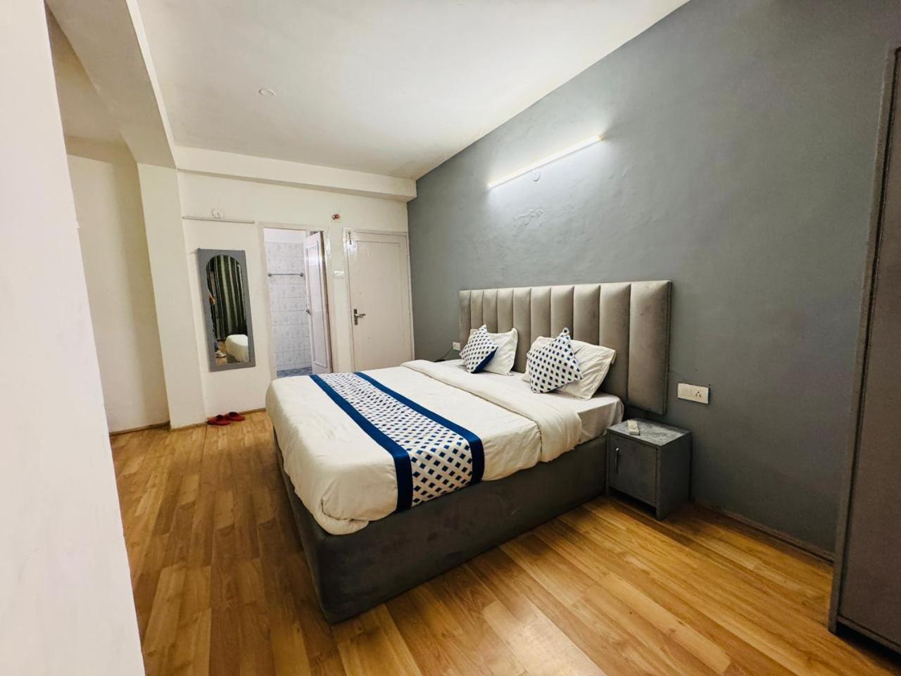 Hotel New # Link Way # Near Zing Bus Stand Manāli Exteriér fotografie