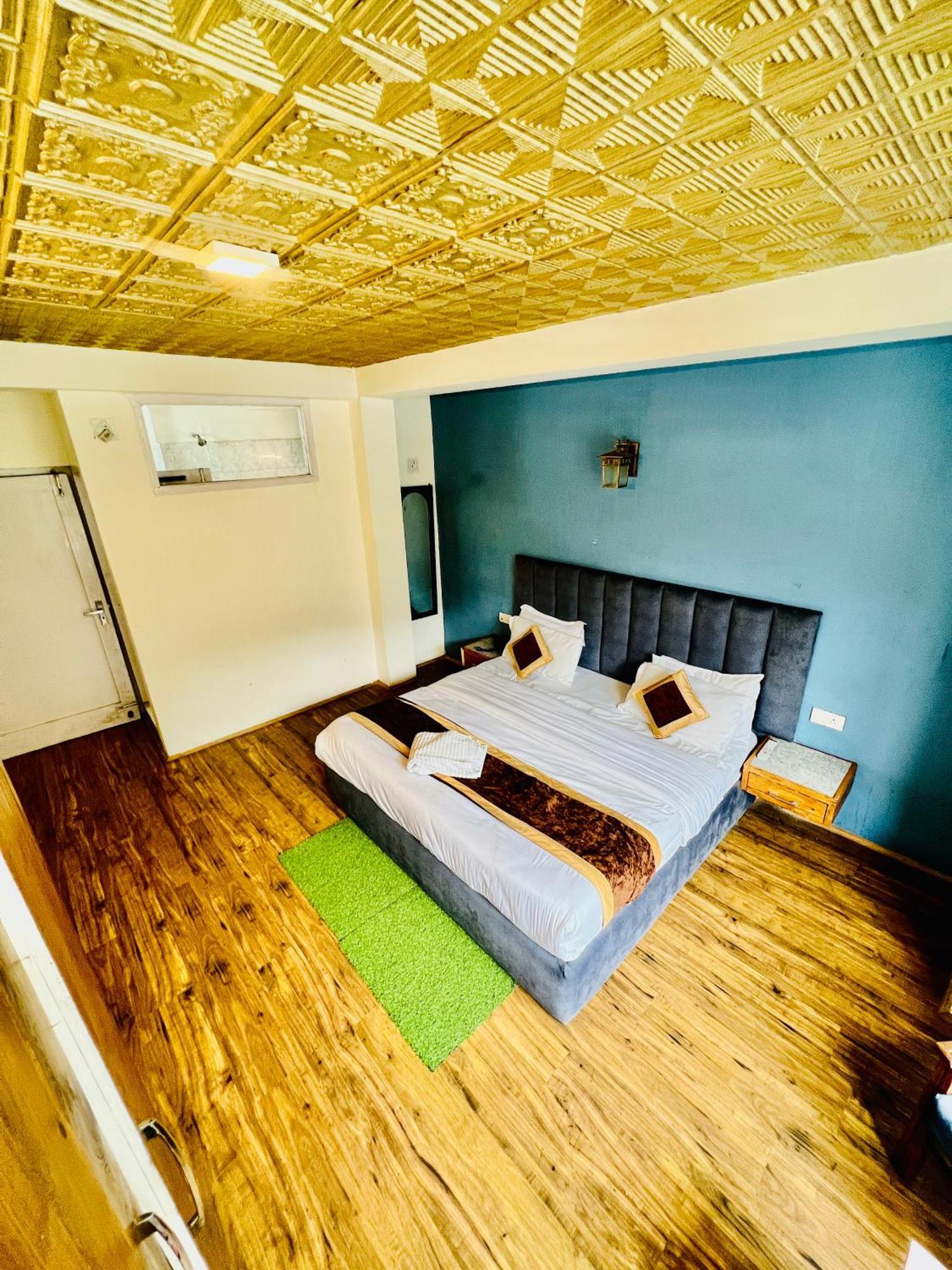 Hotel New # Link Way # Near Zing Bus Stand Manāli Exteriér fotografie